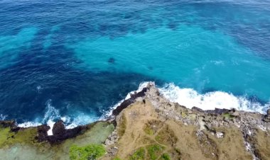 Surga yang Terlupakan: Menyingkap Keajaiban Alam dan "Gudang Ikan" Pasifik di Biak Numfor