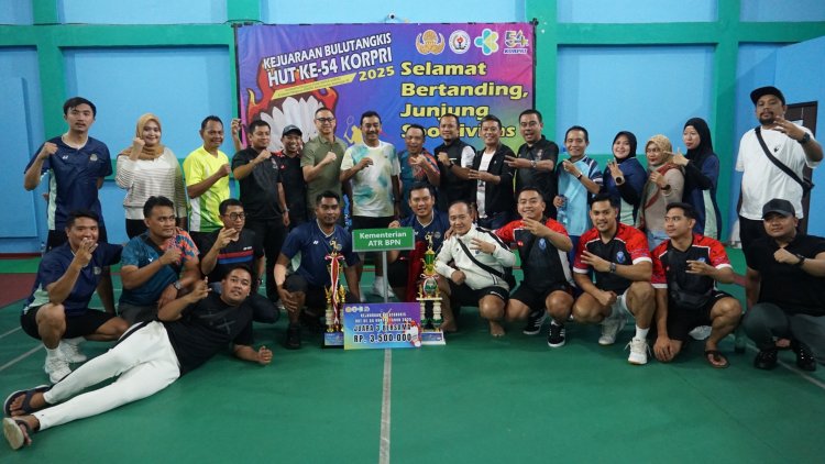 Kementerian ATR/BPN Raih Dua Piala Kategori Perorangan dan Beregu di Kejuaraan Bulutangkis KORPRI