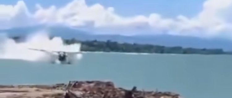 Pesawat Smart Air Mendarat Darurat di Perairan Nabire, 13 Penumpang dan Kru Selamat