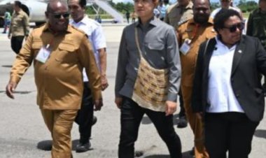 Wapres Gibran Tinjau Bandara Douw Aturure, Tekan Percepatan Konektivitas di Papua Tengah