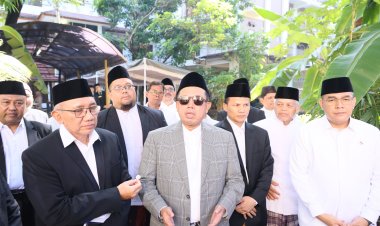 Serahkan Hewan Kurban ke Ponpes Darunnajah, Menteri Nusron: Iduladha Jadi Momentum Mempererat Kebersamaan
