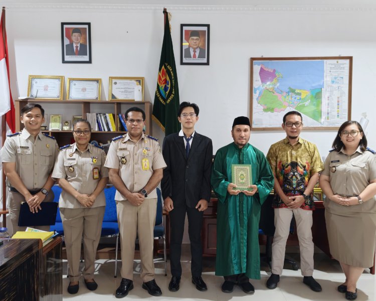Jamin Kelancaran Layanan Pertanahan, Plt. Kakan Pertanahan Kota Jayapura Lantik PPAT Pengganti
