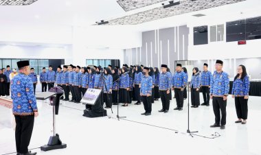 Ambil Sumpah/Janji 1.322 PNS Baru, Wamen Ossy: Awal Mulainya Tanggung Jawab ASN