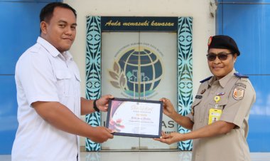Octavianus Santoso Raih Predikat Petugas Loket Terbaik Bulan Juni 2026