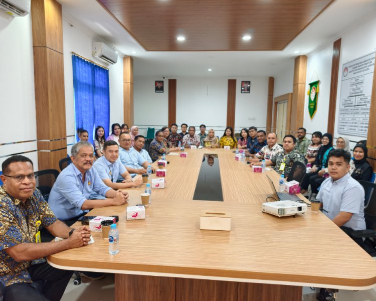 Sinergi Kantah Kota Jayapura dan Kejati Papua dalam Sosialisasi Layanan Konsultasi Hukum Halo JPN