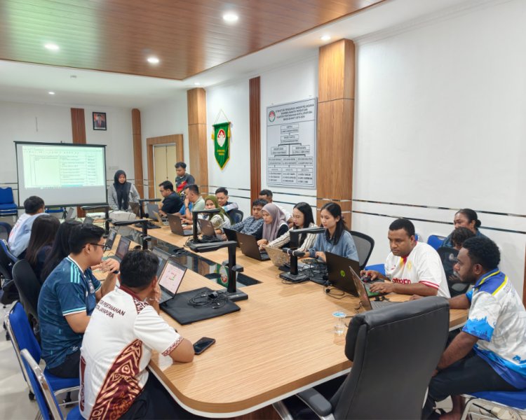 Tindak Lanjuti Arahan Kementerian ATR/BPN, Kantor Pertanahan Kota Jayapura Laksanakan Pendampingan Internal Pemutakhiran Data Kepegawaian